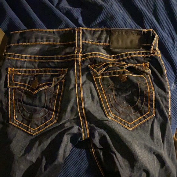 Stylish jean shorts - Picture 2 of 3